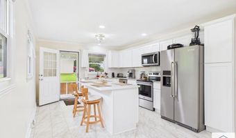 195 Marigold Ln, Ararat, VA 24053