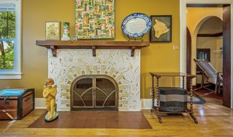 4951 W Liberty Rd, Ann Arbor, MI 48103