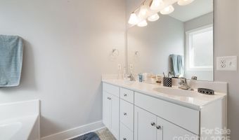 40 Hyde Park Pl, Arden, NC 28704