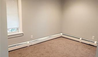 68 Division St, Lincoln, RI 02838