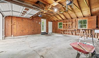 28 Colony Rd, Augusta, ME 04330