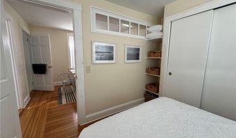 49 Connection St, Newport, RI 02840