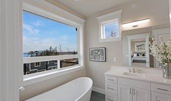 3706 W 3rd St, Anacortes, WA 98221