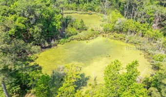 18 Quiet Cove Way, Beaufort, SC 29907