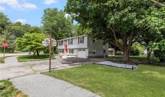 15 Laforge Dr, Coventry, RI 02816