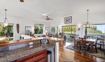 654 Kaupakalua Rd, Haiku, HI 96768