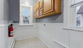 63 Park Ave 2, Cranston, RI 02905