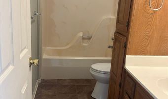 1009 SE J St, Bentonville, AR 72712