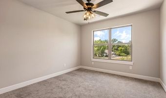 2 Hebrides Cir, Bella Vista, AR 72715