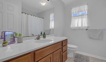 78 Dolphin Cir E, Bayville, NJ 08721