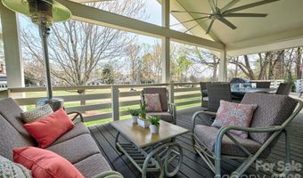 27 Apple Orchard Ln, Lake Wylie, SC 29710