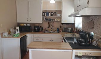 104 W 3rd St, Hawthorne, NV 89415