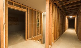 4 Larry Lozier Rd, Boulder, WY 82923