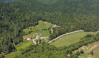 1106 Upper Cow Creek Rd, Azalea, OR 97410