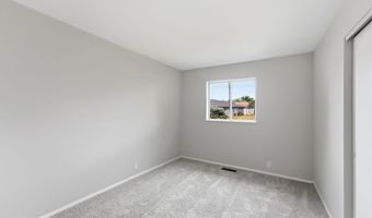 1203 Superior Dr, Auburn, IN 46706