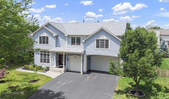 2320 Barrett Dr, Algonquin, IL 60102
