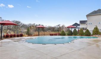 4212 Parkview Ln, Anoka, MN 55303