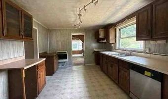 558 Corrine Btm, Corinne, WV 25826