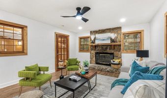 4390 Chelou Dr, Austell, GA 30106