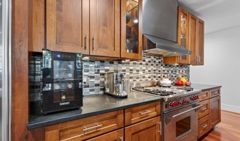 1600 CLARENDON Blvd W107, Arlington, VA 22209