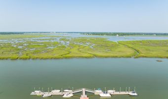 10 Hayek St, Beaufort, SC 29907