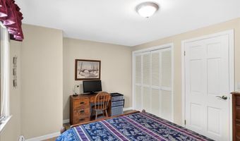 5 Shingle Mill Dr, Canton, CT 06019
