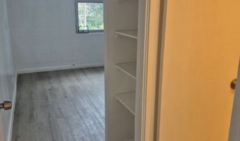 98-1042 Moanalua Rd #2-201, Aiea, HI 96701
