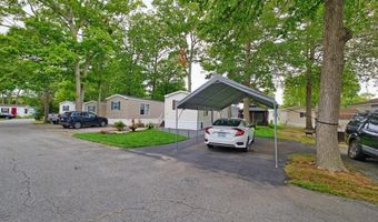 533 Forest Park, Middletown, RI 02842