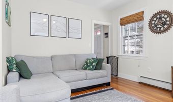 92 Franklin St, Bristol, RI 02809