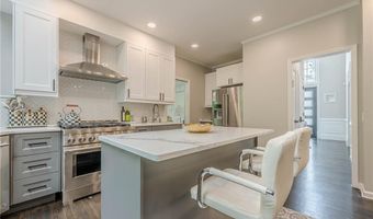 10610 Kingsmark Trl, Alpharetta, GA 30022