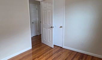 104 Yacht St, Bridgeport, CT 06605