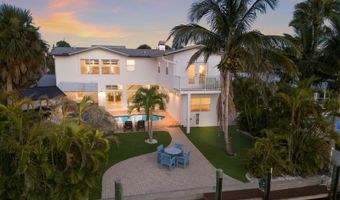 212 OAK Ave, Anna Maria, FL 34216