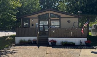 7 Westwoods, Amherst, OH 44001