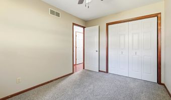 2205 Trenton Rd, Asbury, IA 52002