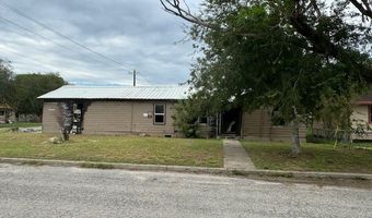 810 Saint Joseph St, Alice, TX 78332