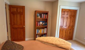 2 Parker Farm Ln, Amherst, NH 03031