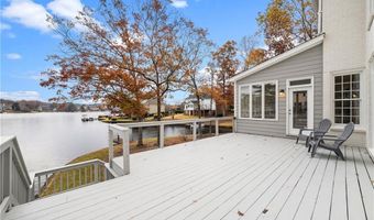 135 Staghound Ct, Alpharetta, GA 30005