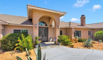 19420 Red Feather Rd, Apple Valley, CA 92307