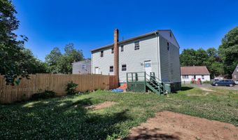69 Sunshine Cir, Bridgeport, CT 06606