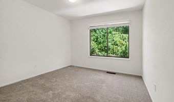 731 Skynob Dr, Ann Arbor, MI 48105