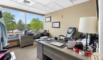 906 Broadwater Ave, Billings, MT 59101