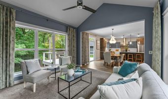 2008 Little Creek Cir, Rockford, MN 55373