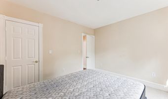 973 POWHATAN St, Alexandria, VA 22314