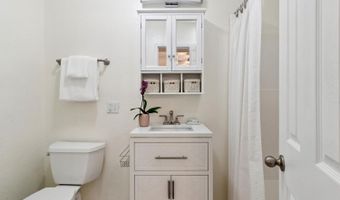 1039 Stevenson St, Santa Rosa, CA 95404