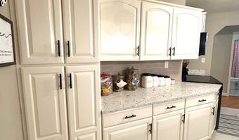 73 Worley Dr, Apalachicola, FL 32320