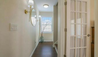 214 Iroquois Ave, Beach Haven, NJ 08008