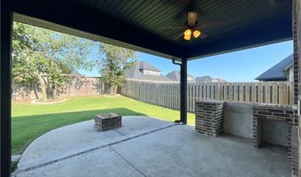 4407 SW Barton St, Bentonville, AR 72713