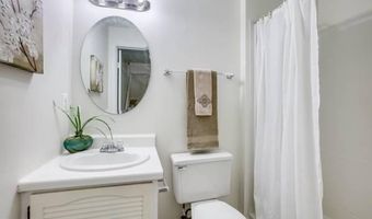 2025 N GLEBE Rd, Arlington, VA 22207