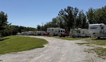 112 E Dade 22, Arcola, MO 65603