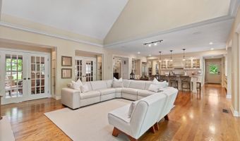 3120 Windmill Dr, Adrian, MI 49221